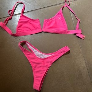 Boutine LA Pink Bikini Set